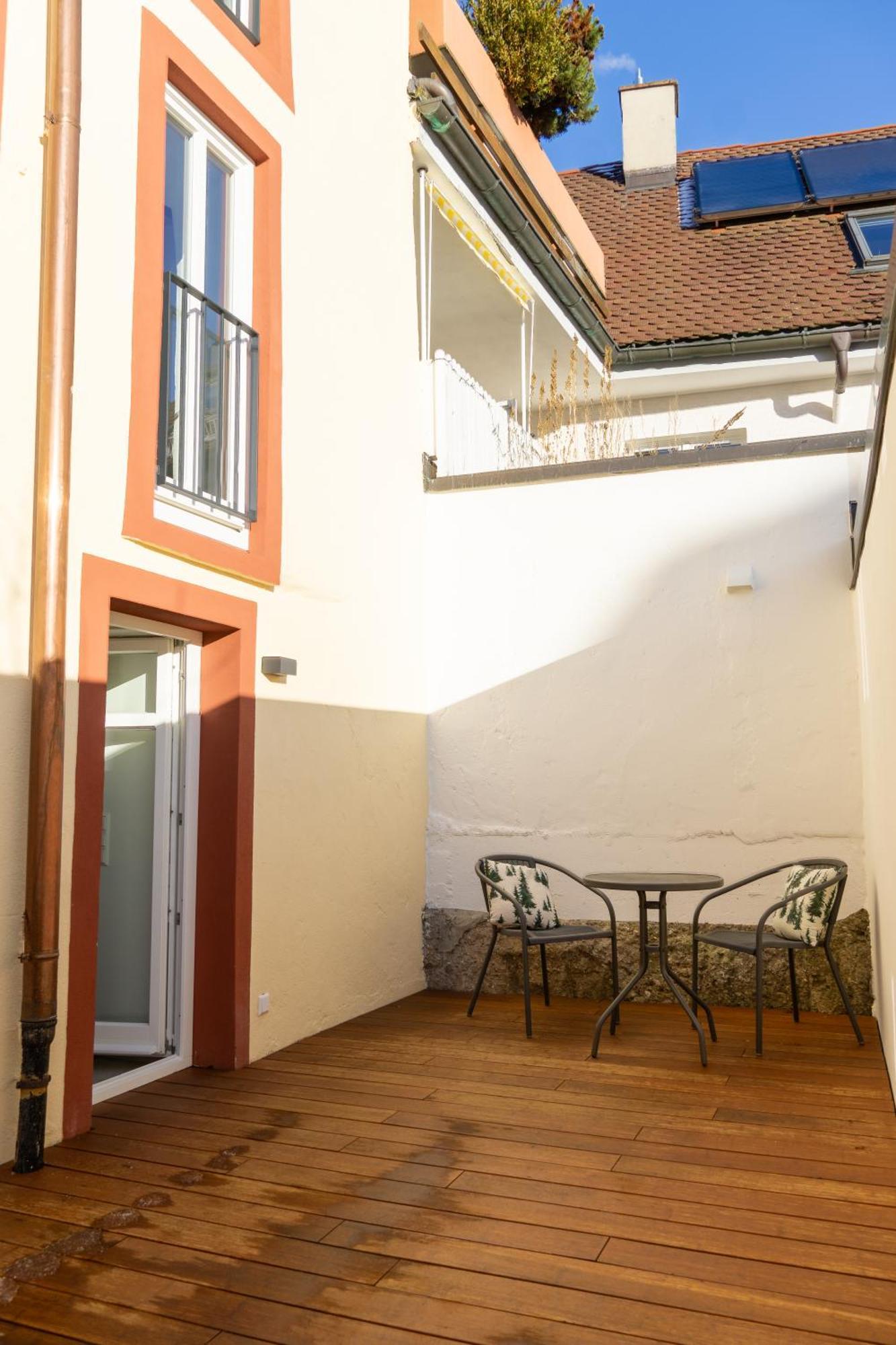 Schwarzwald-Glueck City Eg Mit Terrasse Villingen-Schwenningen Eksteriør bilde